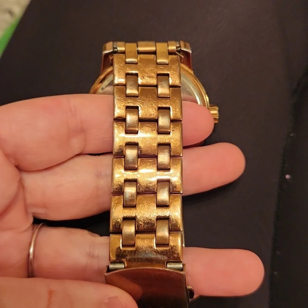Guess rose gold‎ tone watch